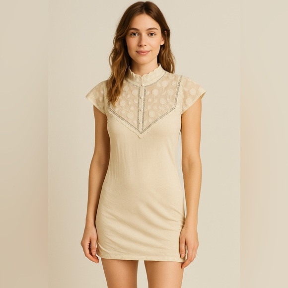 Free People Tops - Free People 2007 Lace Yoke Tunic Top Size S Boho Romantic Victorian Lace NEW